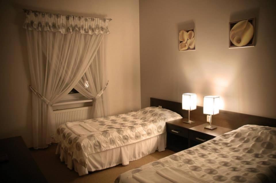 Hotel Chrobry Łęczyca Eksteriør bilde