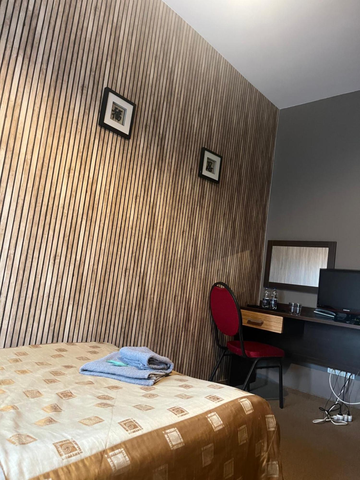 Hotel Chrobry Łęczyca Eksteriør bilde