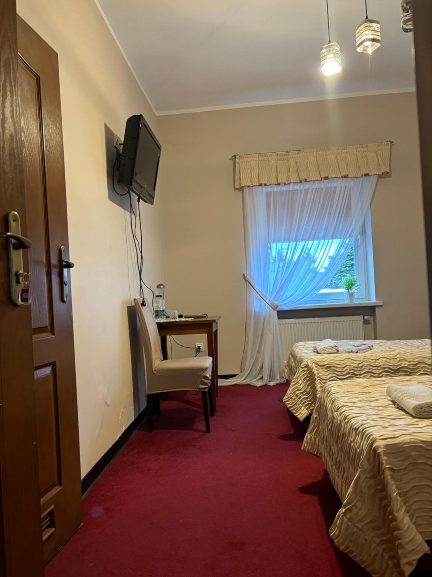 Hotel Chrobry Łęczyca Eksteriør bilde