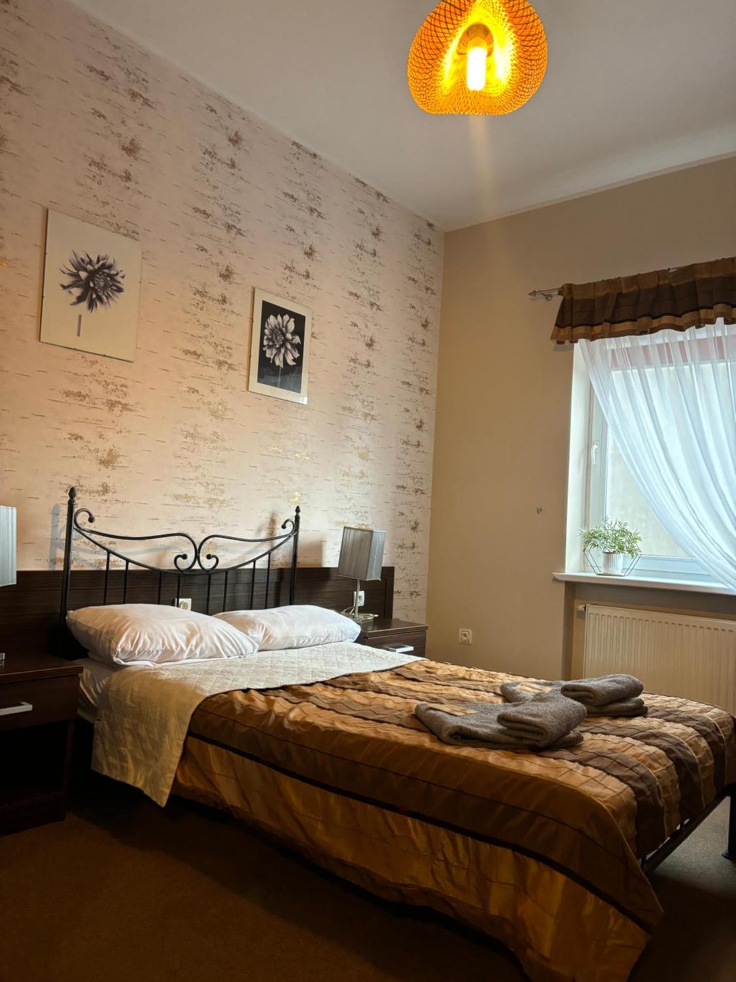Hotel Chrobry Łęczyca Eksteriør bilde